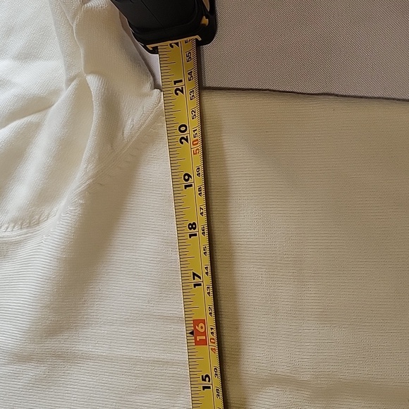 Basic women's button down sweater - Picture 6 of 7